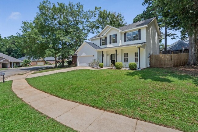 Building Photo - 27572 Claiborne Cir