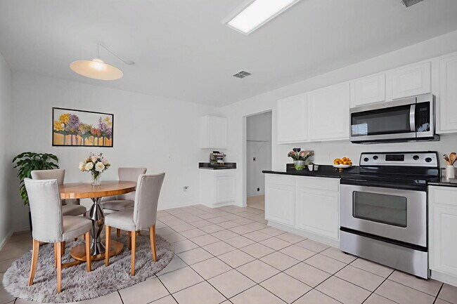 Building Photo - Spacious 4-Bedroom Rental Home in Cibolo, ...