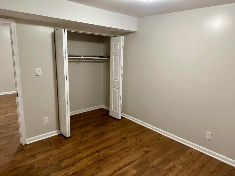 Building Photo - 691 Lavington Ct