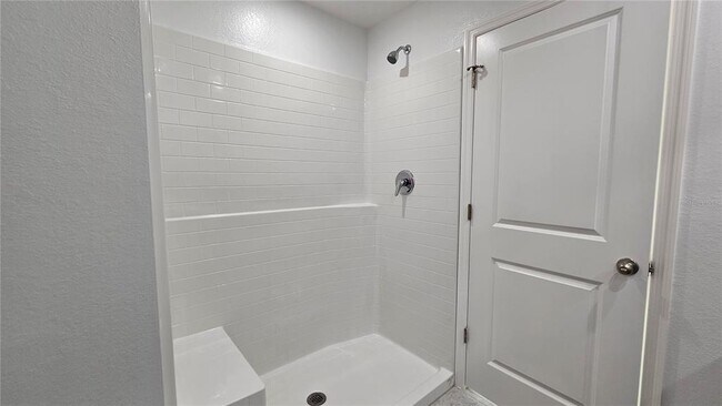 Building Photo - 3203 6th St W