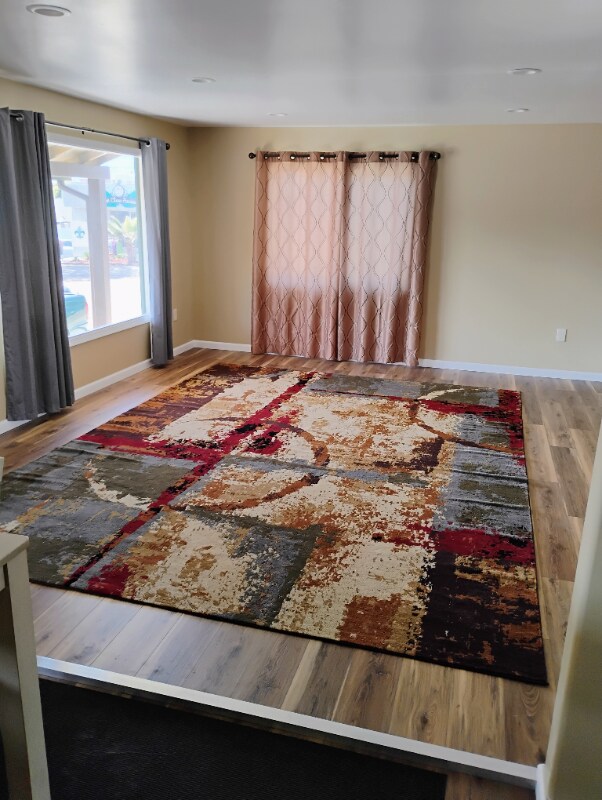 Building Photo - 158 N 6th St