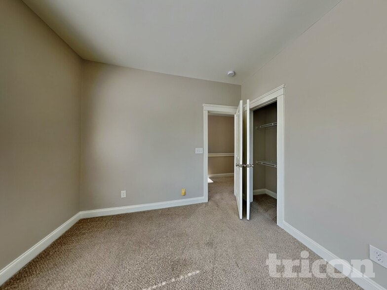 Building Photo - 13528 Swinton Rd