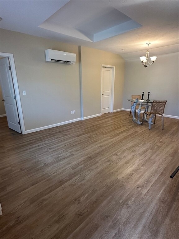 Building Photo - 54 Longmeadow Rd