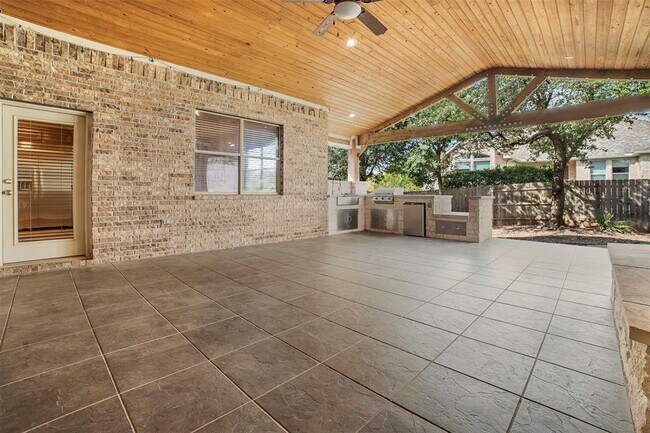 Building Photo - 340 Grafton Ln