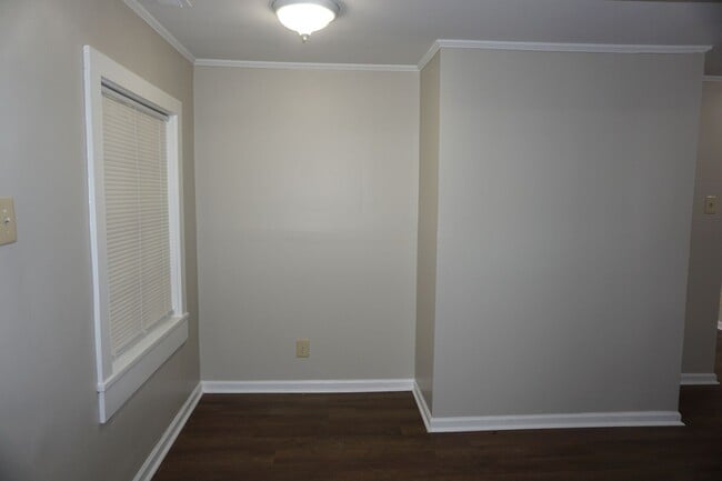 Building Photo - 1119 H St