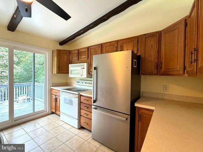 Building Photo - 45846 Nancy Ln