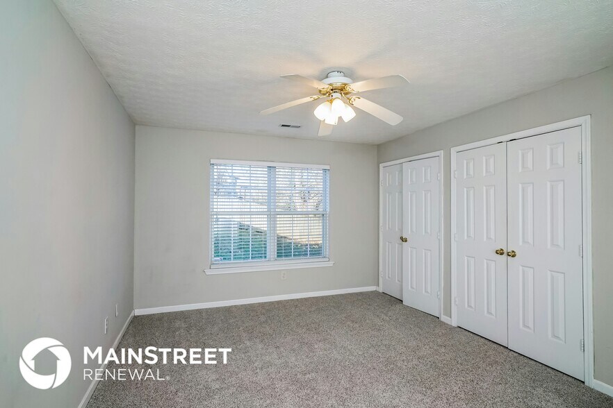 Building Photo - 10717 Bayport Rd