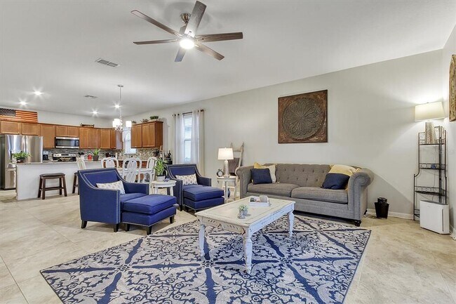 Building Photo - 5611 Barletta Dr