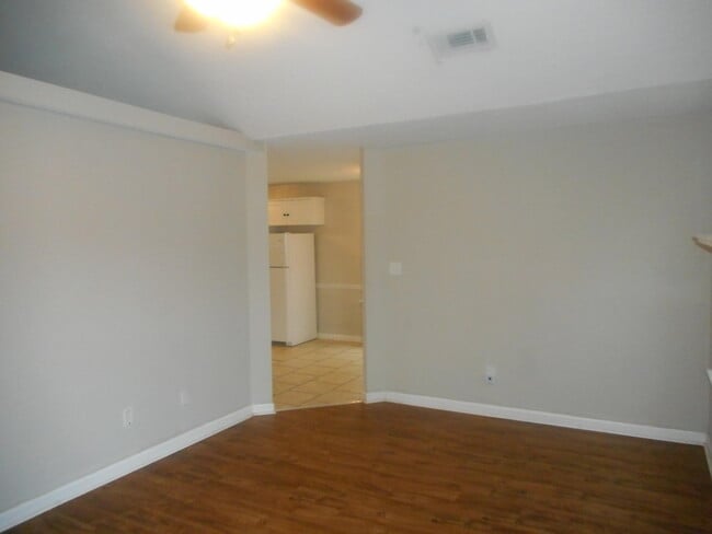 Building Photo - 3502 Sidesaddle Ct