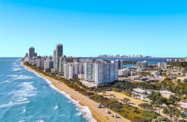 Building Photo - 7135 Collins Ave