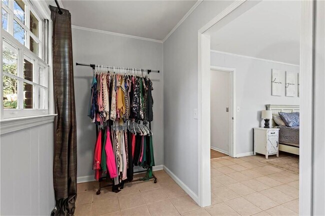 Building Photo - 1780 Samaria Trail