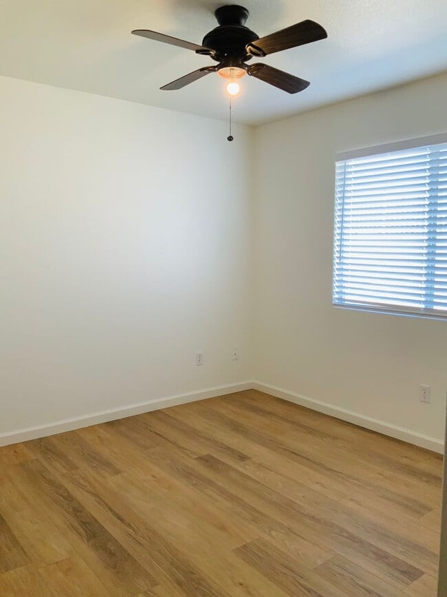 Building Photo - Quiet Home in Copper Hills located in a Cul-de-sac. **Do not distrub current tenant**