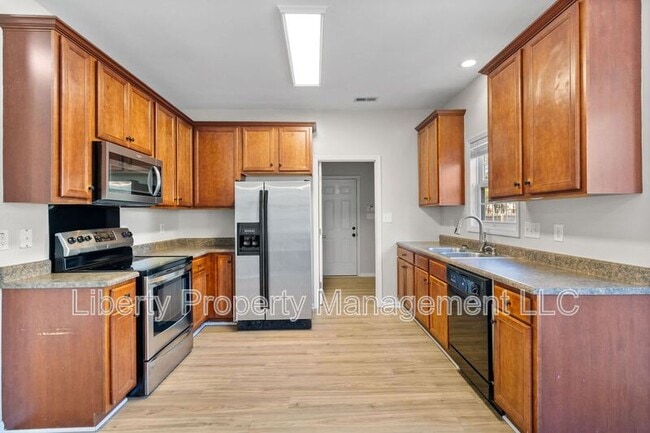 Building Photo - 47 Strike Eagle Dr