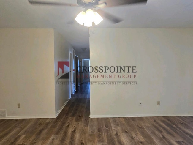 Building Photo - Coming Soon! Cozy 3 Bedroom Unit!