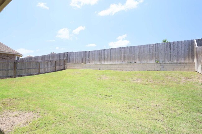 Building Photo - 1639 Afterlight Dr