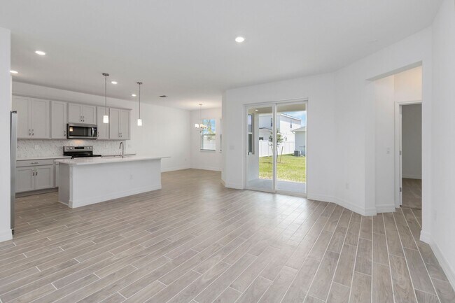 Building Photo - MOVE IN SPECIAL-Beautiful Newer Energy Efficient 4/2 Close to Lake Nona