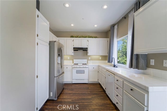 Building Photo - 26332 St David St