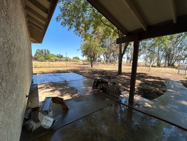 Building Photo - Remodeling almost done on this country hom...