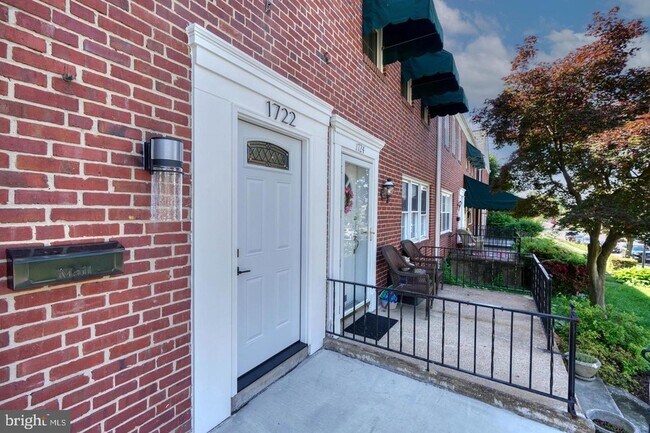 Building Photo - 1722 Edgewood Rd