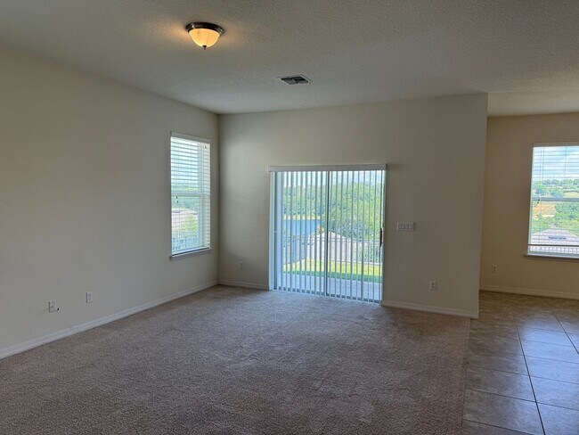 Building Photo - BEAUTIFUL 4 BEDROOMS, 3 BATHS,  SINGLE FAMILY HOME IN HARVEST LANDING IN CLERMONT