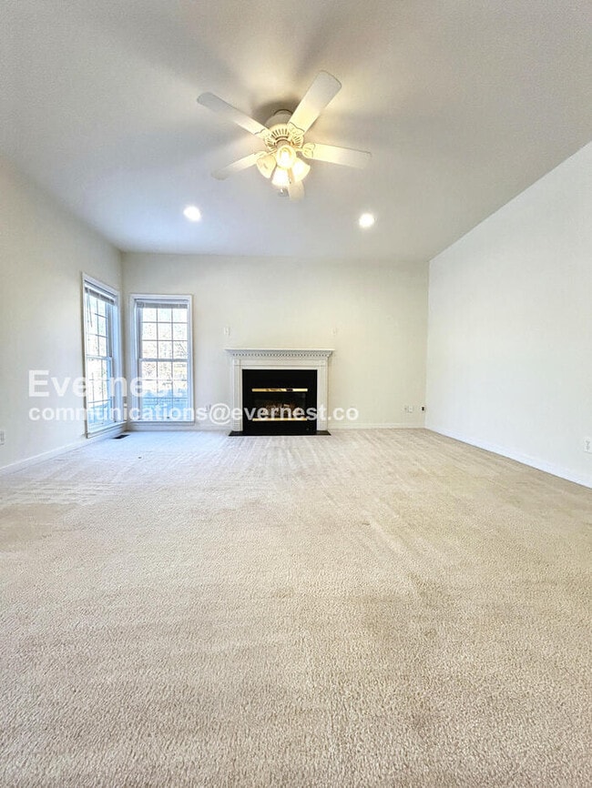 Building Photo - 1542 Jeffries Way