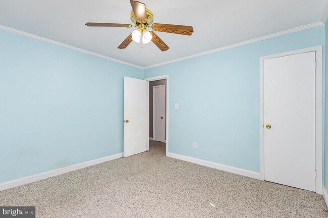 Building Photo - 3430 Little Hunting Creek Dr
