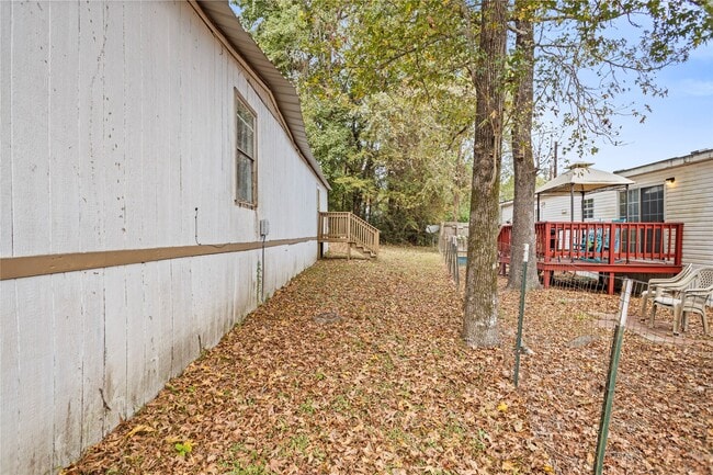 Building Photo - 16747 Timberglen St