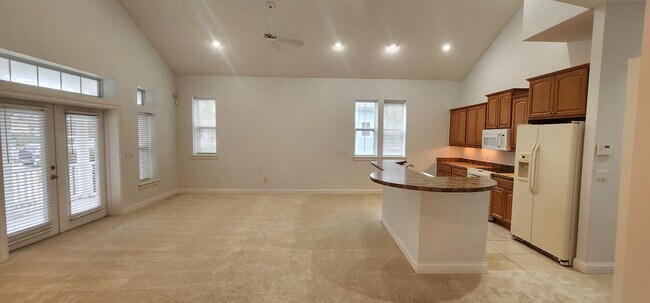 Building Photo - 140 Island Cottage Way