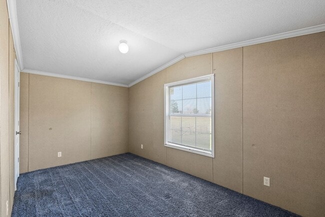Building Photo - 3-Bedroom Home Close To Hampden-Sydney!