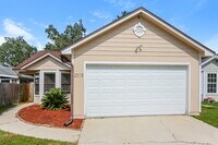 Building Photo - 2015 Cardiff Ln