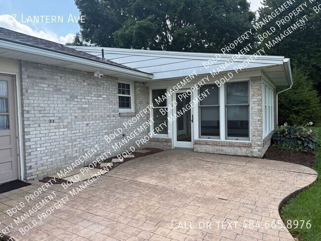 Building Photo - 7 Lantern Ave