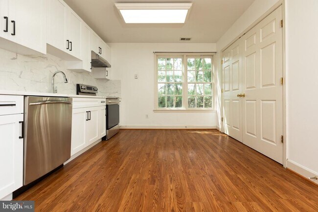 Building Photo - 13039 Glen Mill Rd