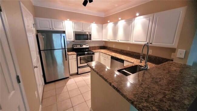 Building Photo - 4105 Westchester Ridge NE