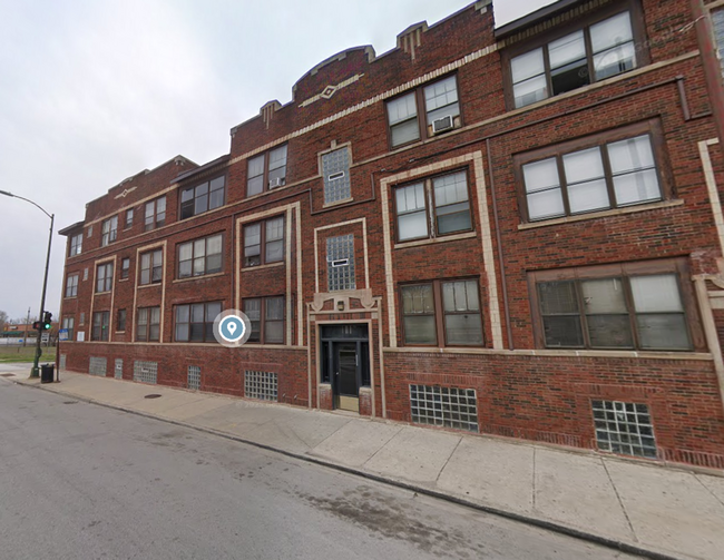 Building Photo - 6516 S Stony Island Ave