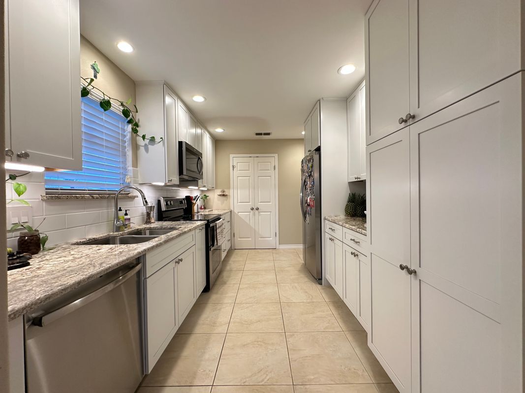 Building Photo - 14833 Cobo De Bara Cir