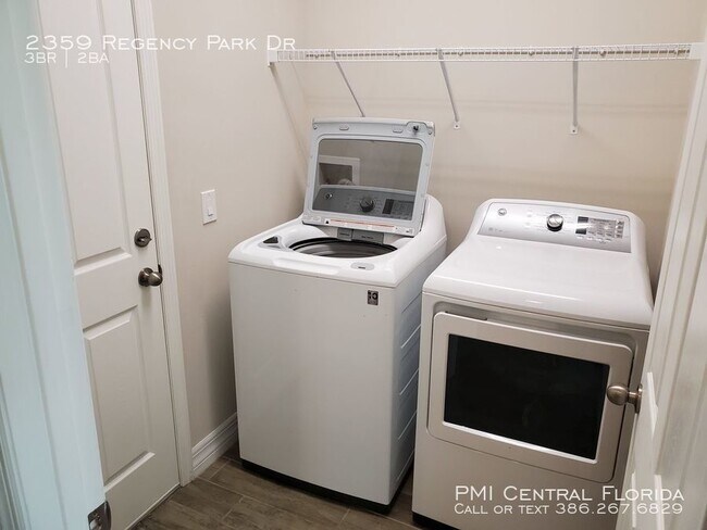 Building Photo - 2359 Regency Park Dr