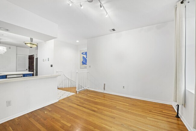 Building Photo - 222-224 48th St
