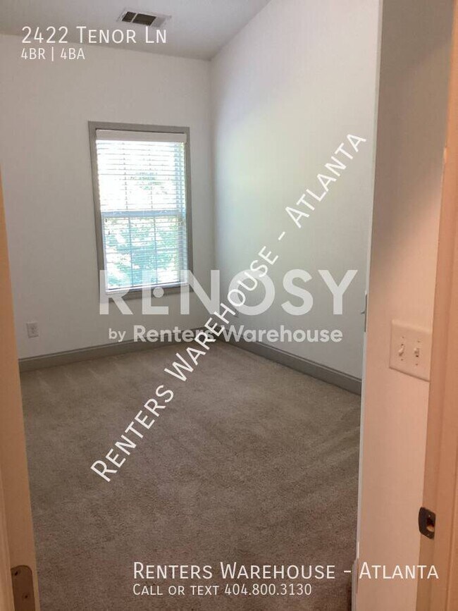 Building Photo - 2422 Tenor Ln