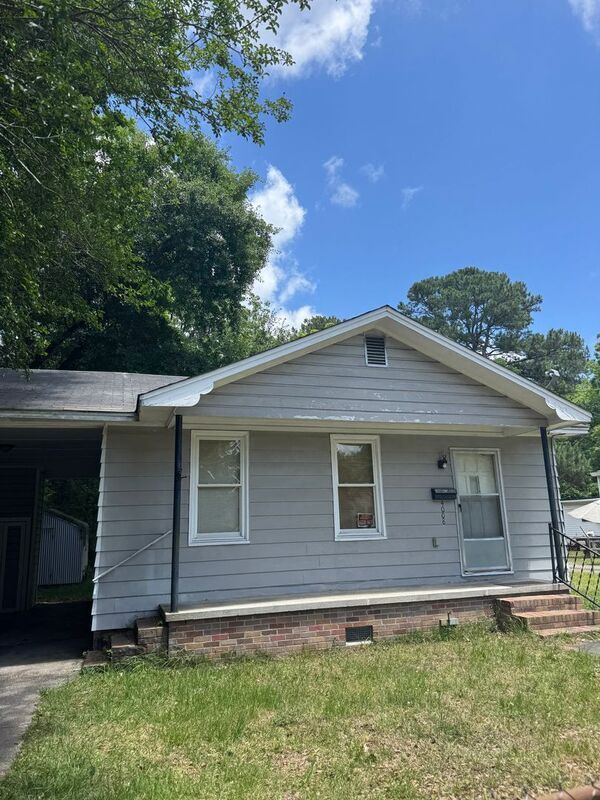 Building Photo - 4008 Gary Dr