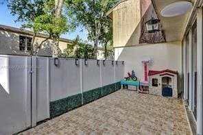 Building Photo - 833 NW 81st Ave