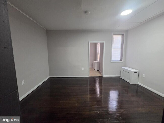 Building Photo - 633 E Allegheny Ave