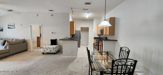 Building Photo - 7036 Deer Lodge Cir