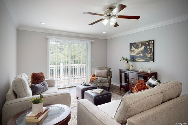 Building Photo - 90 Middleton Rd