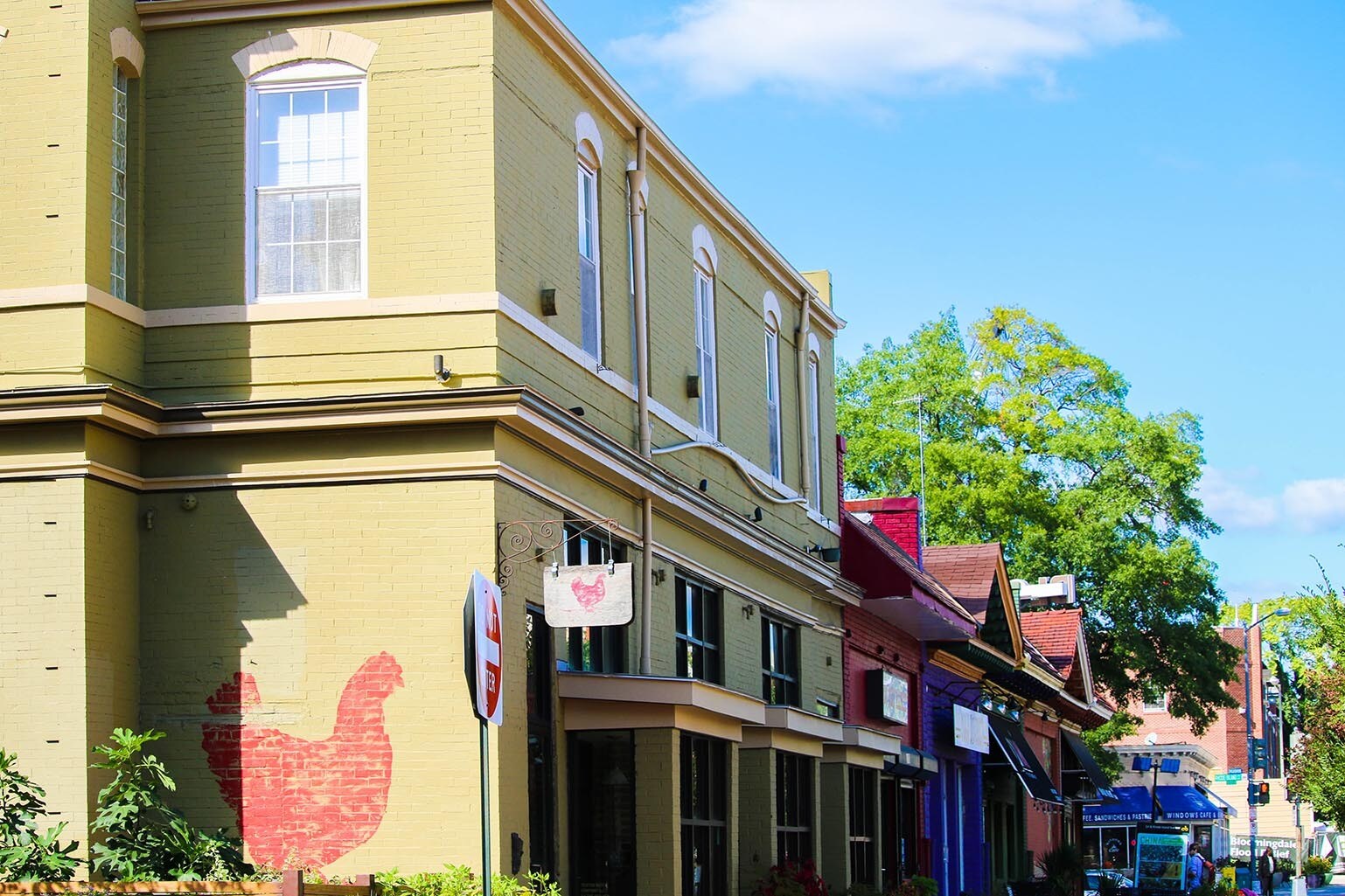 RED HEN RESTAURANT - 52 T St NW