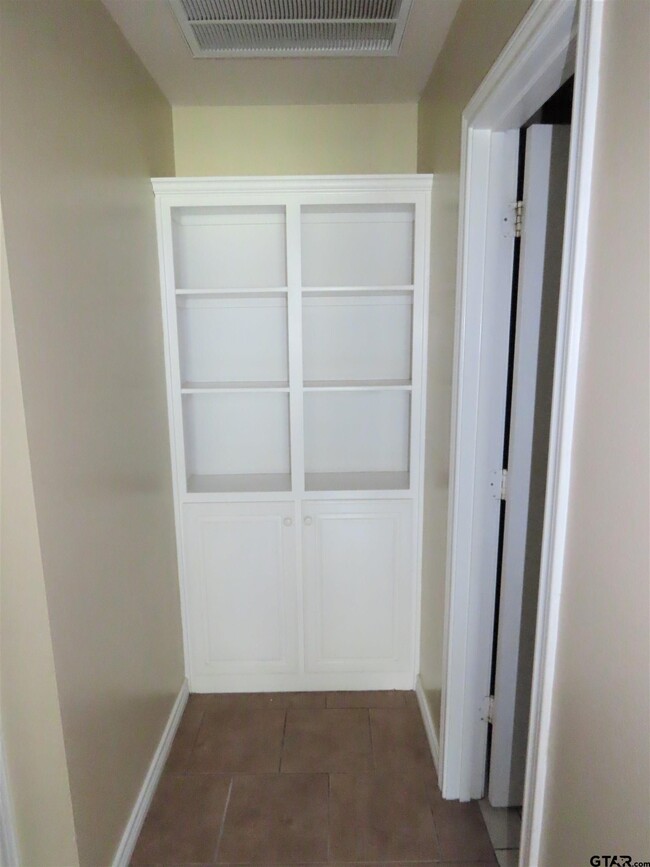 Building Photo - 21206 Altuda Ln