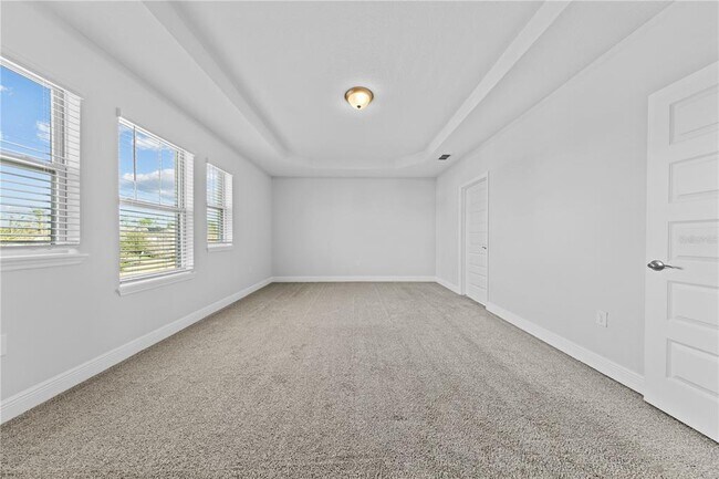 Building Photo - 15537 Mango Isle St