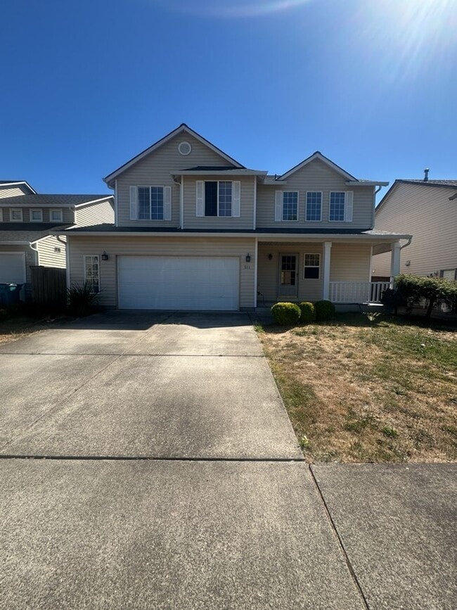 Primary Photo - Two Story in Salmon Creek!