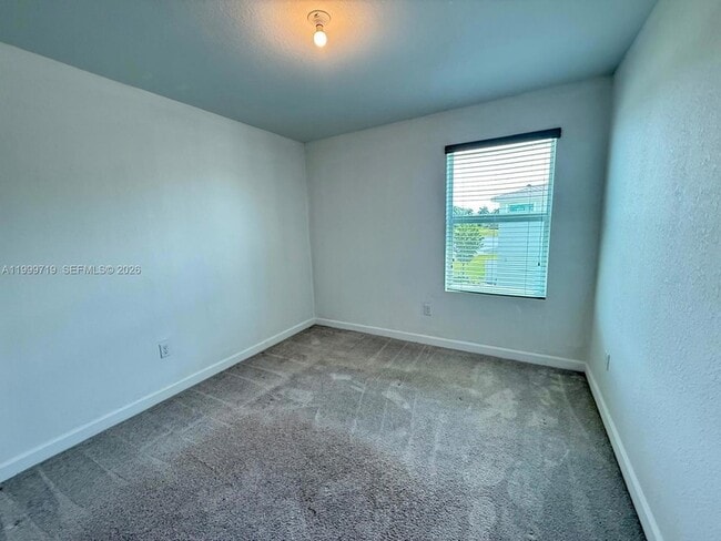 Building Photo - 6931 Harbours Edge Ave