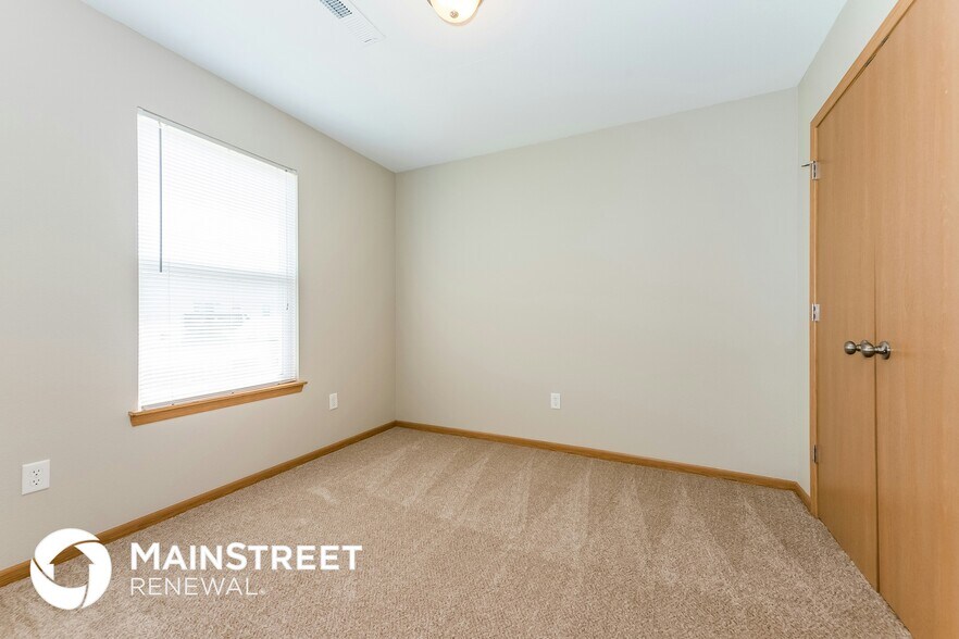 Building Photo - 212 Palmer Ct