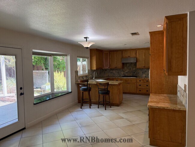 Building Photo - 8301 Dalkeith Way